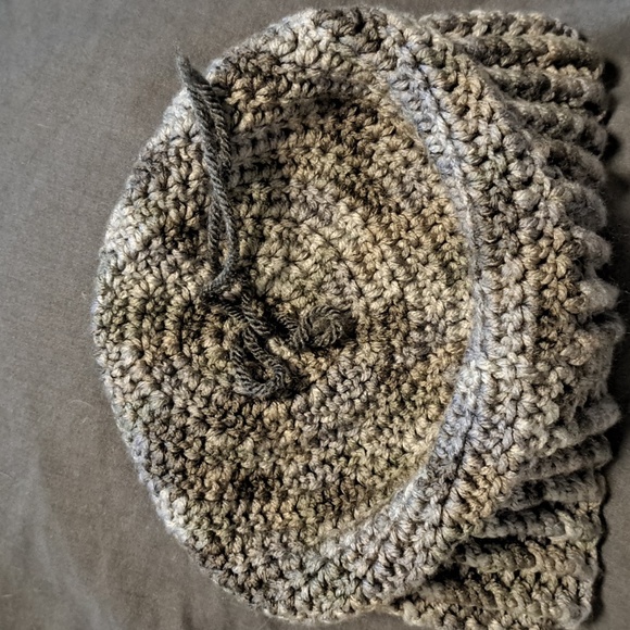 Handmade Toque - Picture 2 of 2